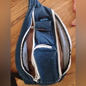 Kavu denim crossbody bag, good condition.